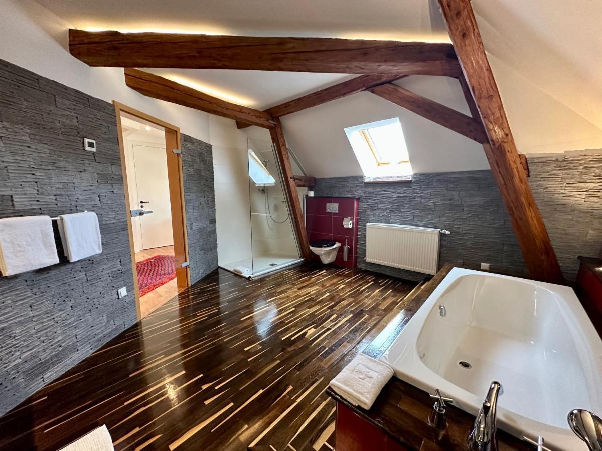 Georgi Schloss - Boutique Hotel إيهرينهاوزين المظهر الخارجي الصورة