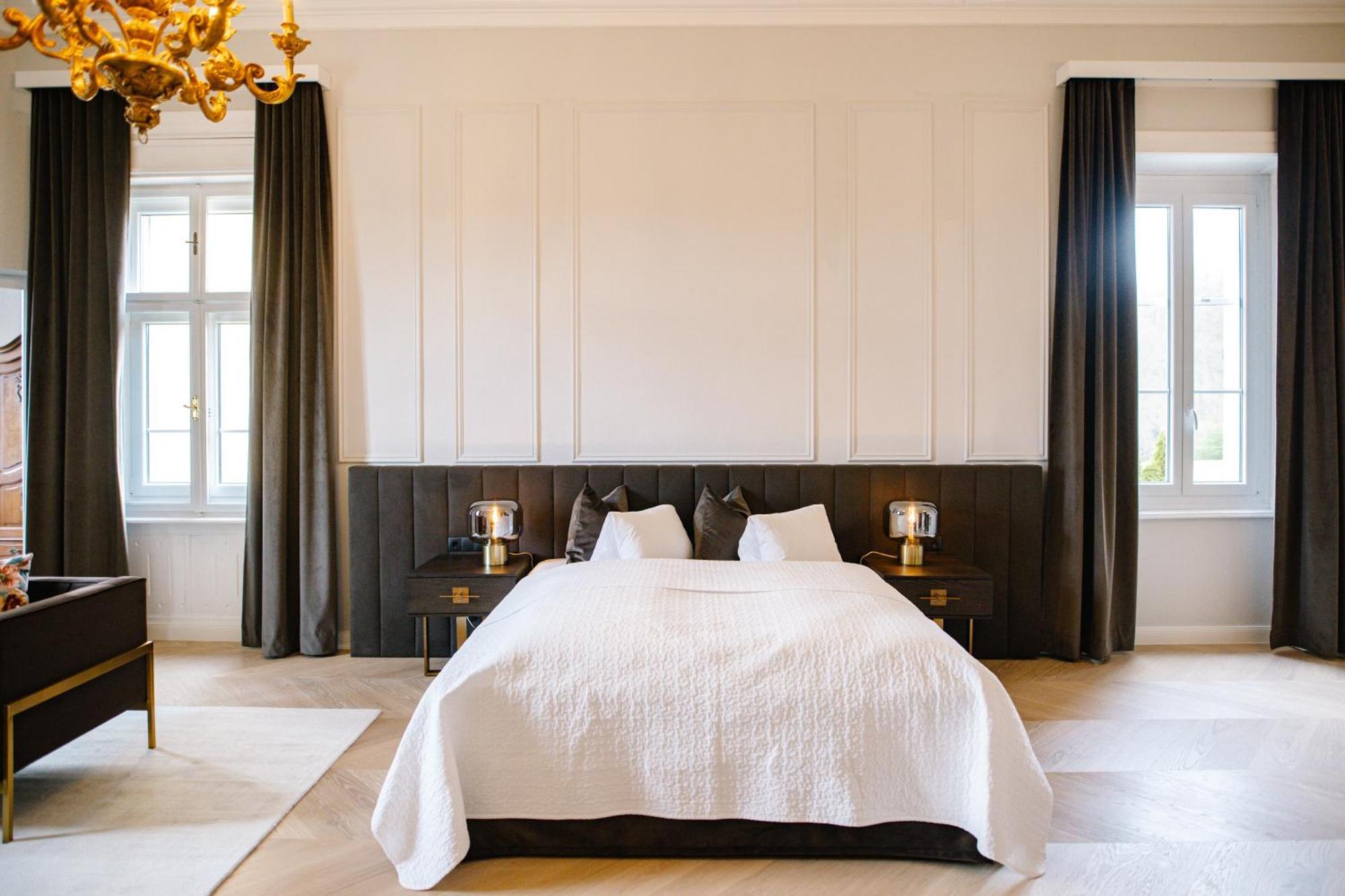 Georgi Schloss - Boutique Hotel إيهرينهاوزين المظهر الخارجي الصورة