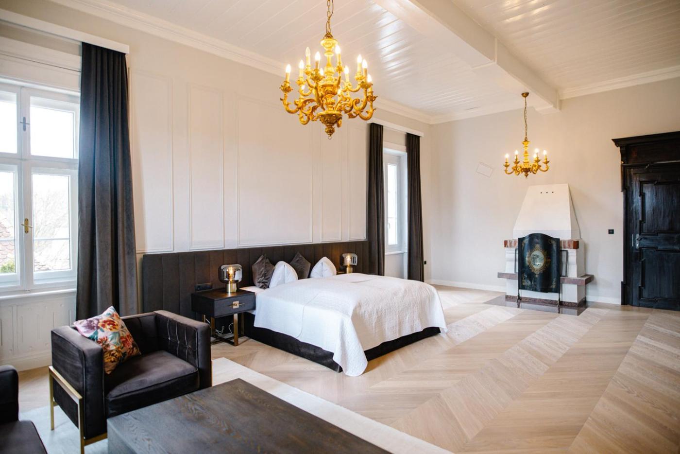Georgi Schloss - Boutique Hotel إيهرينهاوزين المظهر الخارجي الصورة