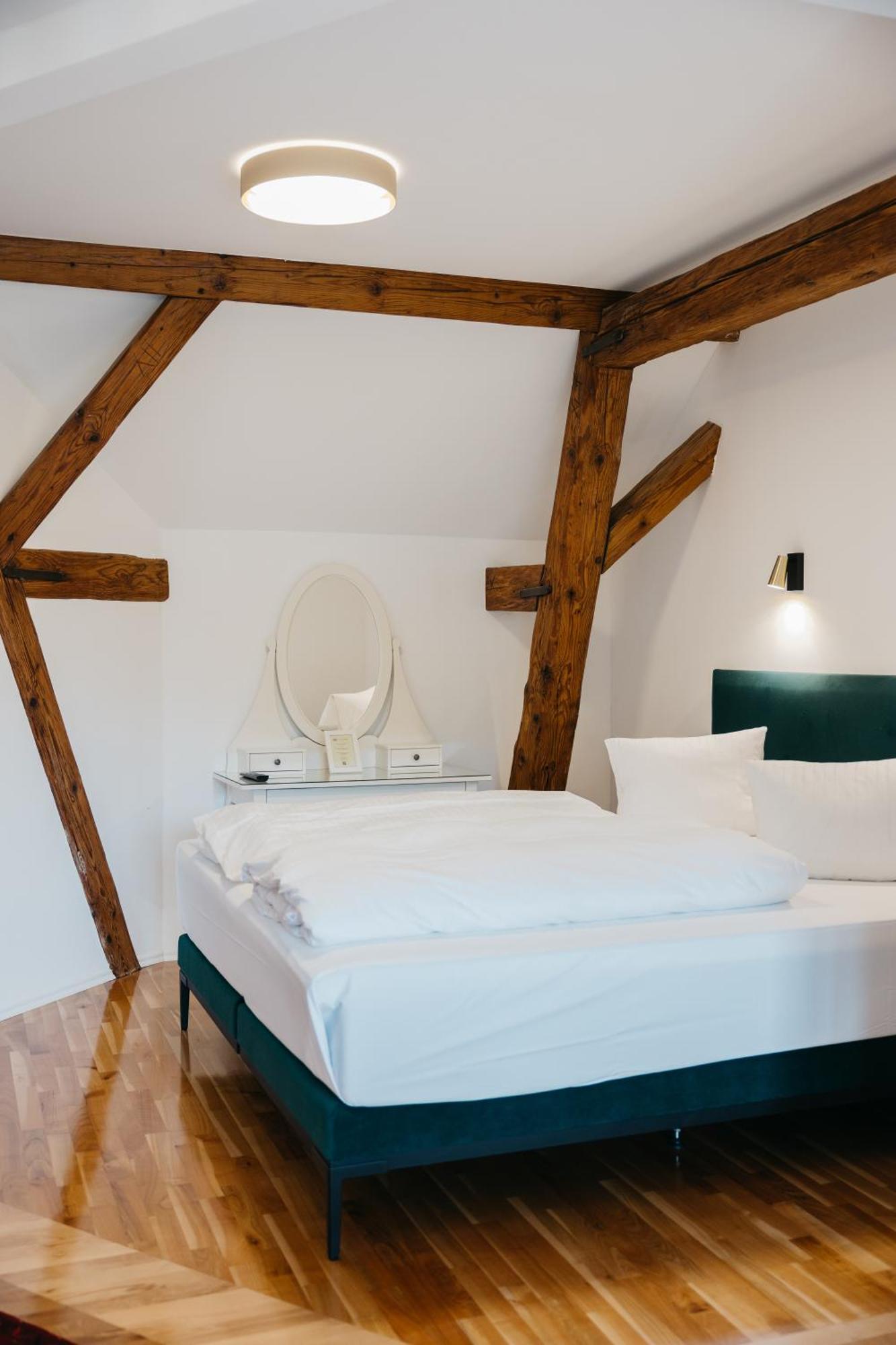 Georgi Schloss - Boutique Hotel إيهرينهاوزين المظهر الخارجي الصورة
